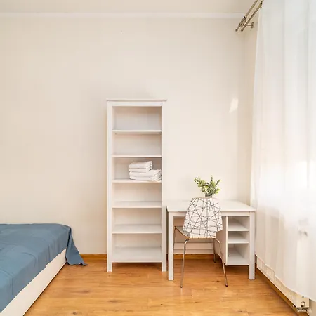 Grzegorzki - 55m2, Balcony - By Rentujemy Apartment *